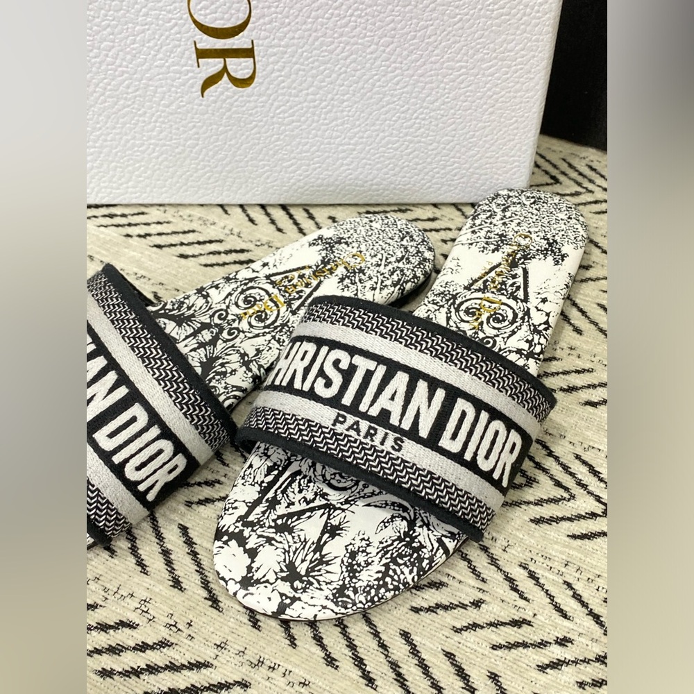 Dior Women's Authentic Sandals - Picture 2 of 4